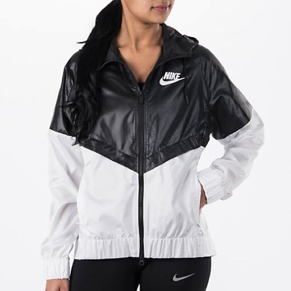 Nike Jackets & Blazers - NWOT Nike windbreaker. Large